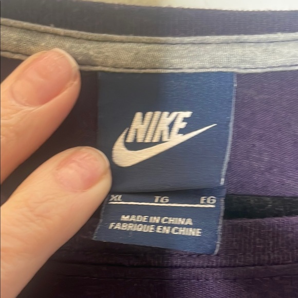 Nike Black Long Sleeve Shirt - Picture 2 of 5